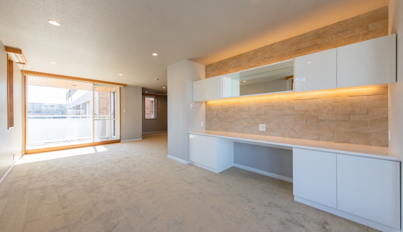 フローラ芦屋フラット(3階)